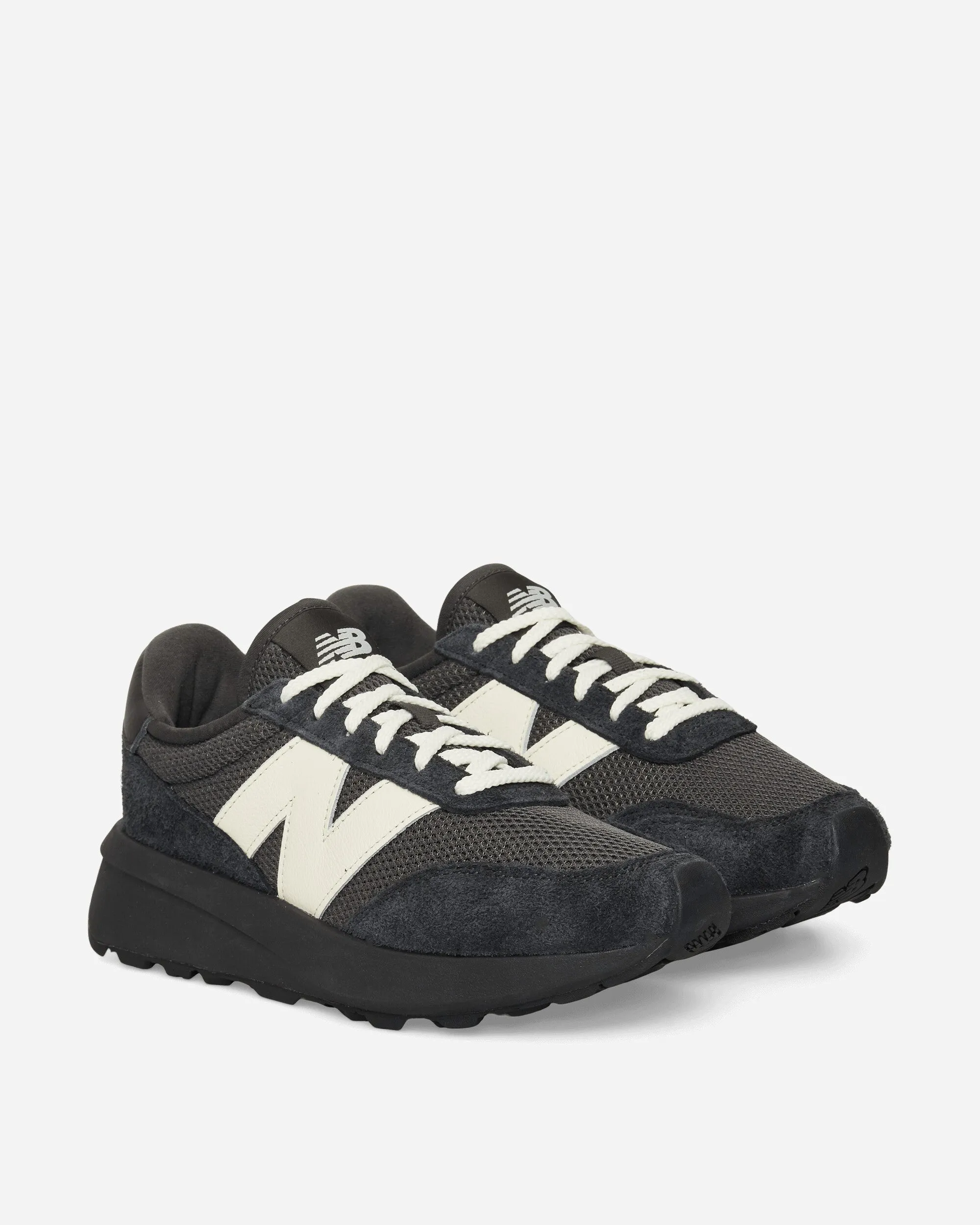 370 Sneakers Schwarz Zement
