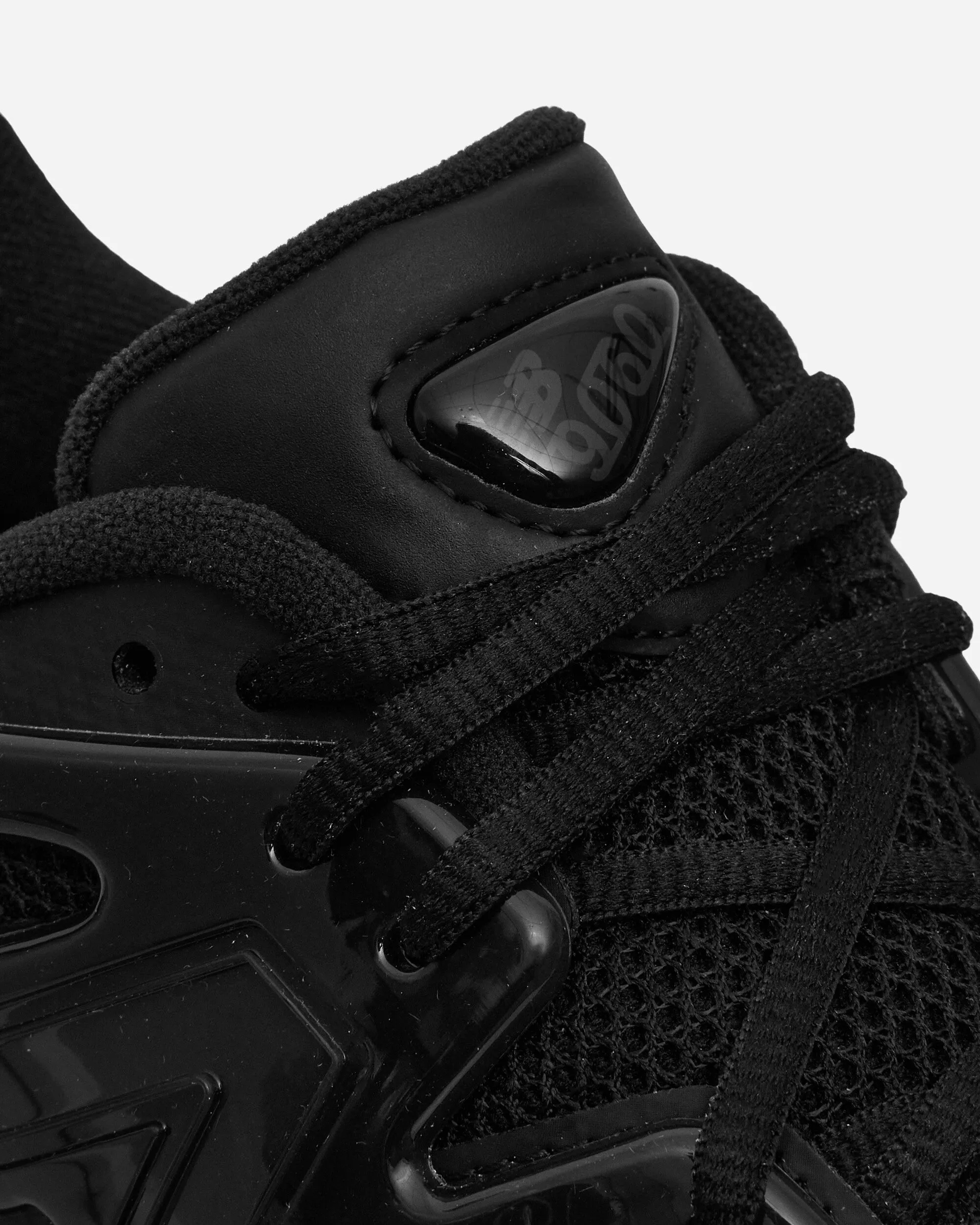 9060 Sneakers Triple Schwarz