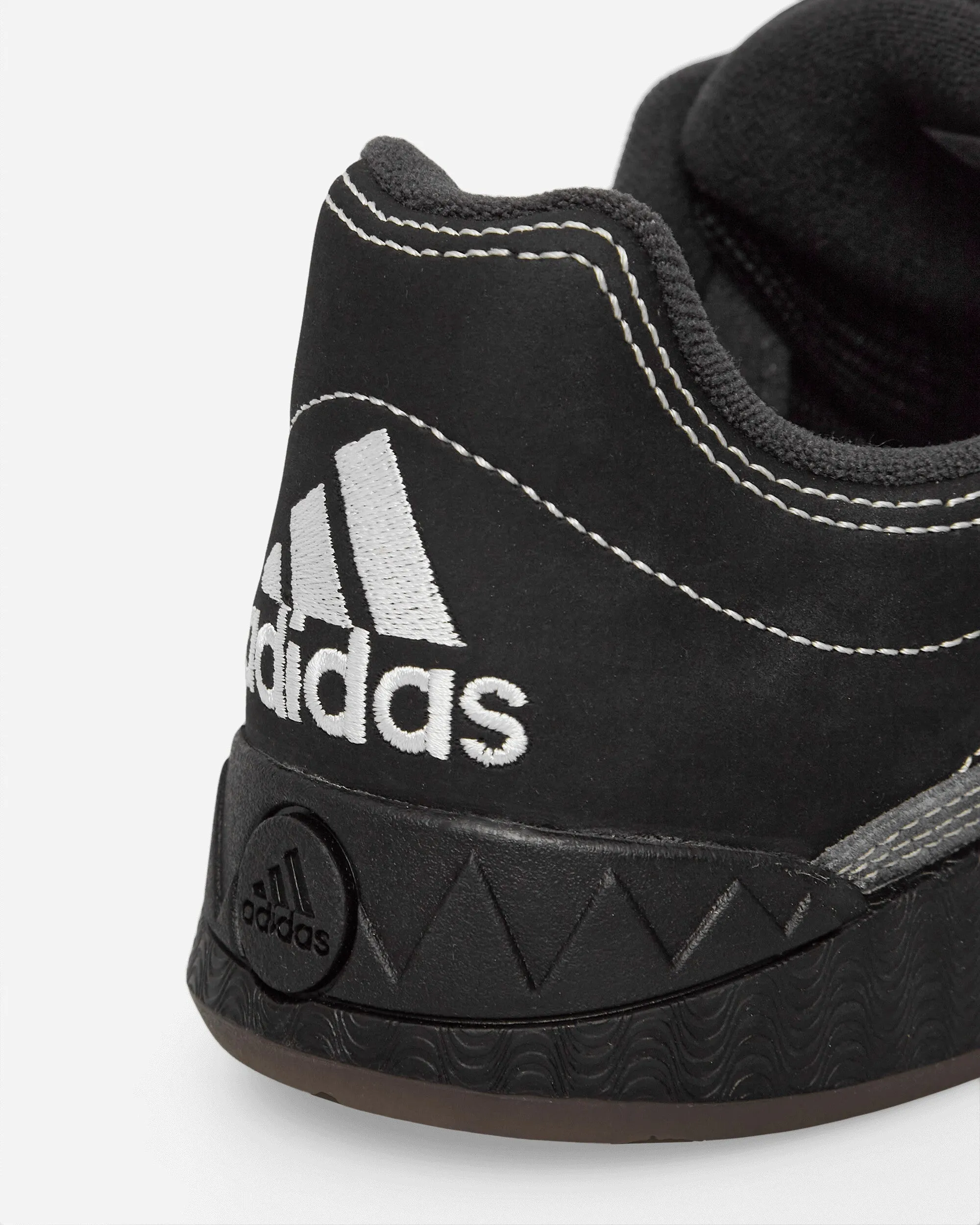 adimatic Sneakers Kernschwarz / Wolkenweiß