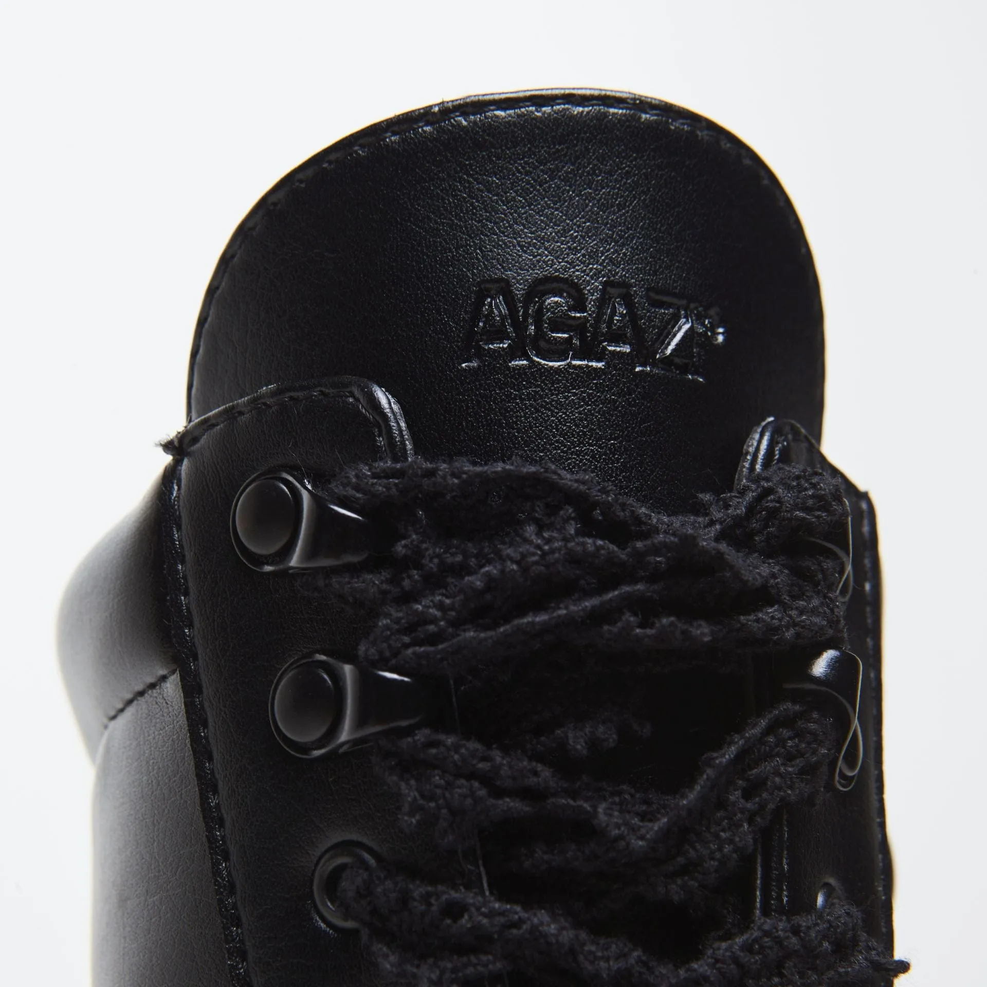 Aga Vegan-Leder-Schnürstiefel | Schwarz