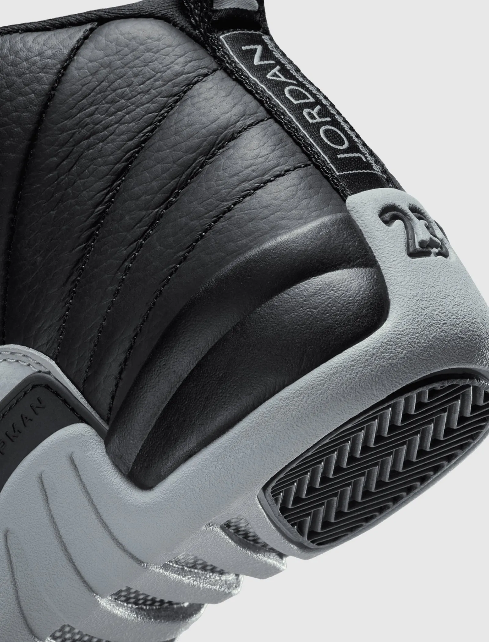 AIR JORDAN 12 RETRO 