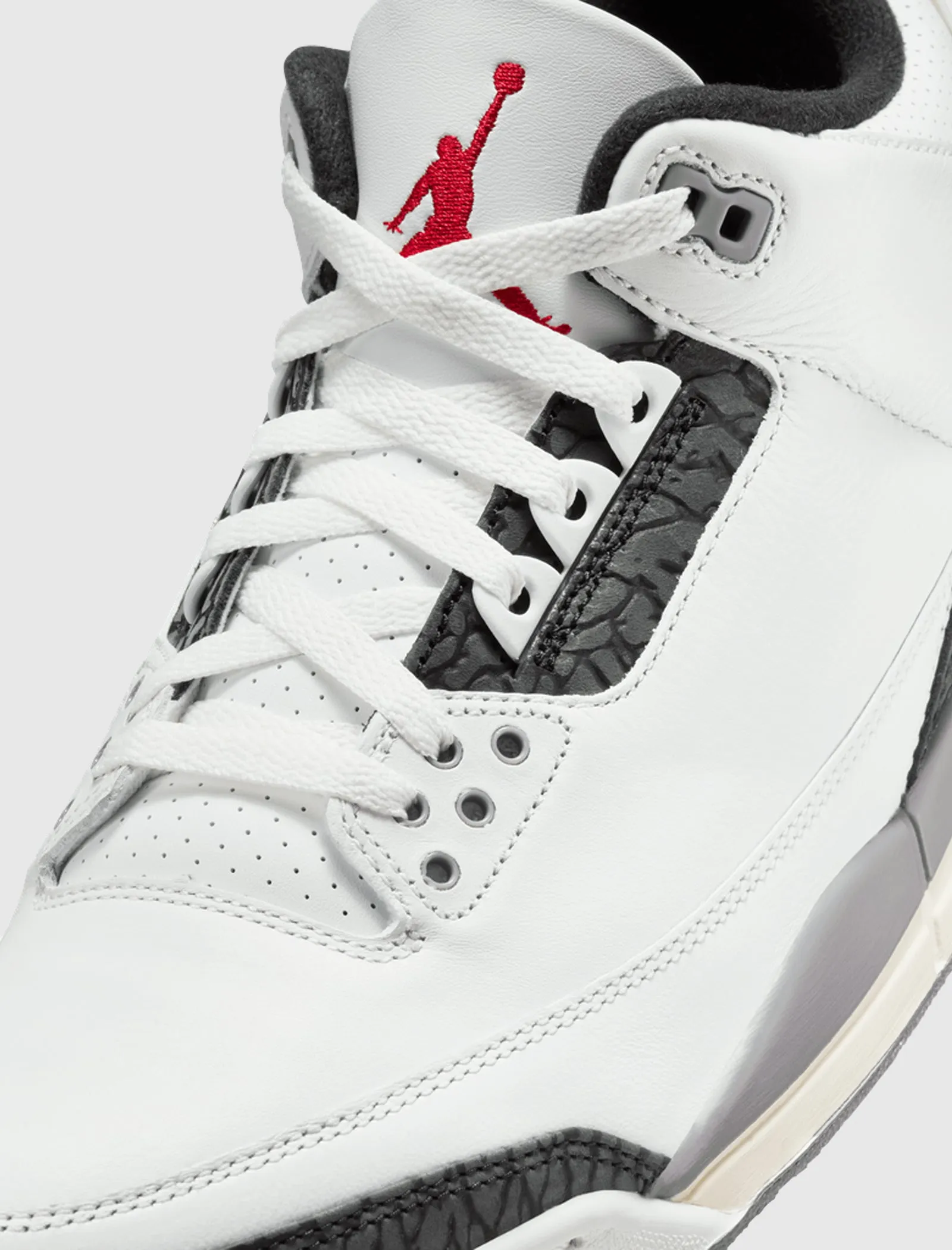 AIR JORDAN 3 RETRO 