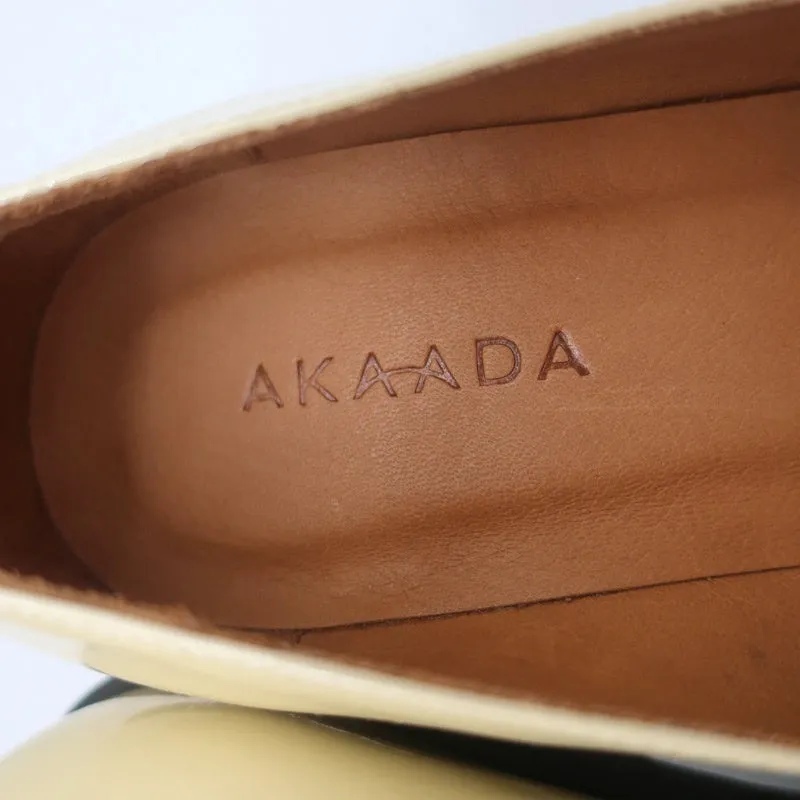 Akaada Platform Penny Loafers Yoko Elfenbein Lackleder Größe 36 NEU