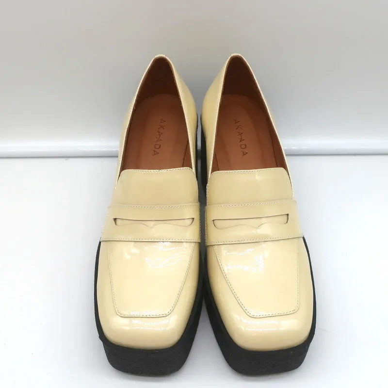 Akaada Platform Penny Loafers Yoko Elfenbein Lackleder Größe 36 NEU