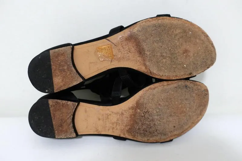 Alexandre Birman Cori Triple Bow Sandalen Schwarz Satin Größe 39 Offene Spitze Flach