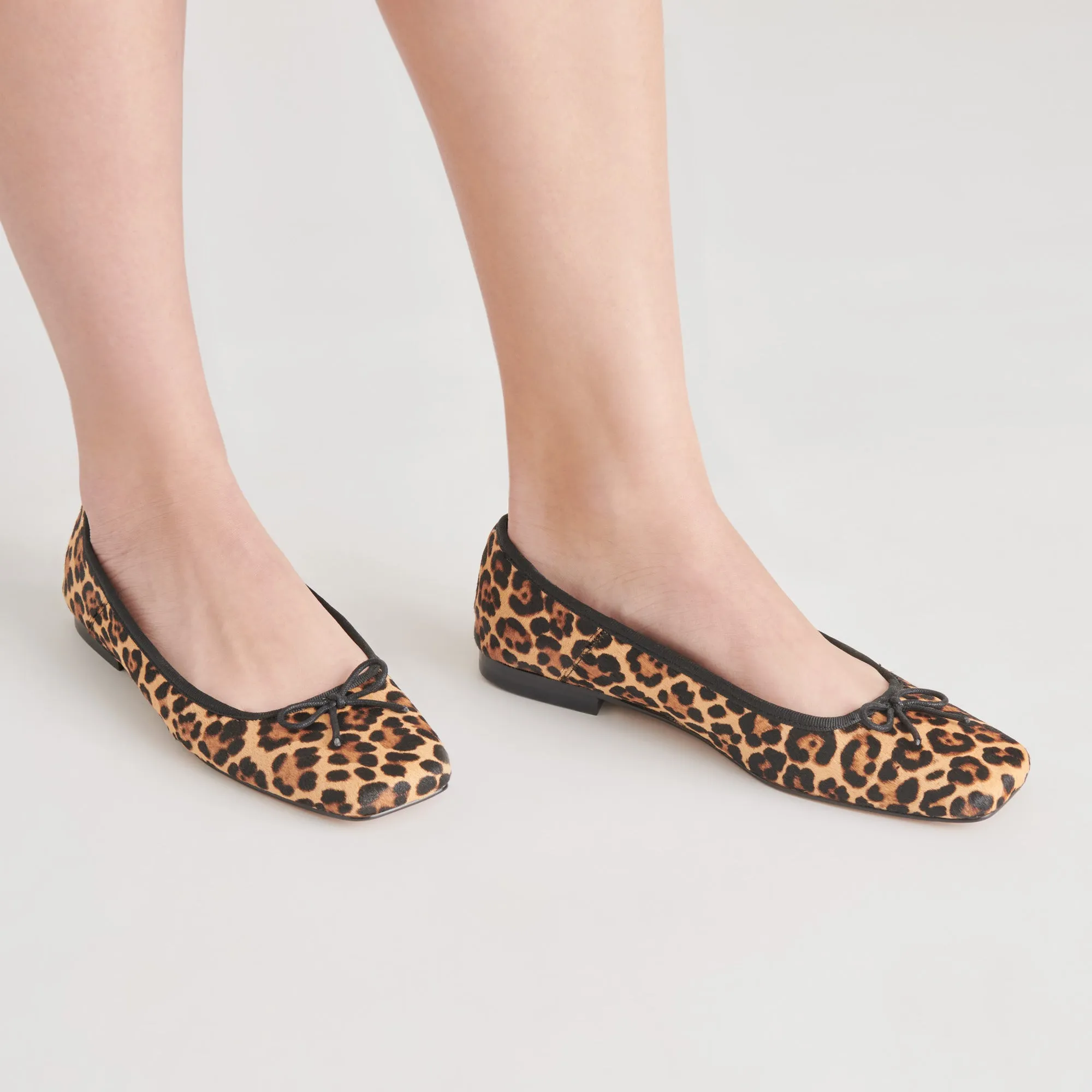 ANISA BALLETTFLACHER DK LEOPARD KALBSHAAR