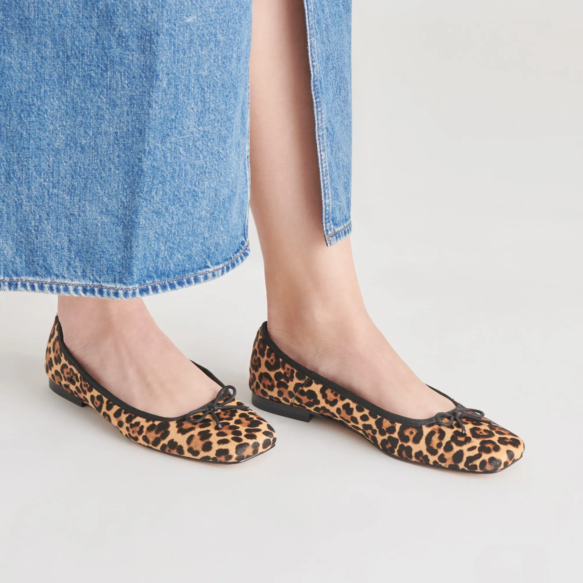 ANISA BALLETTFLACHER DK LEOPARD KALBSHAAR