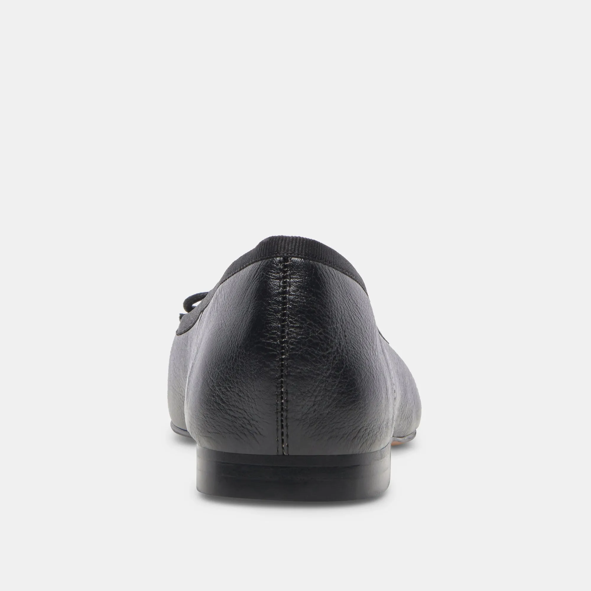 ANISA BALLERINAS AUS SCHWARZEM LEDER