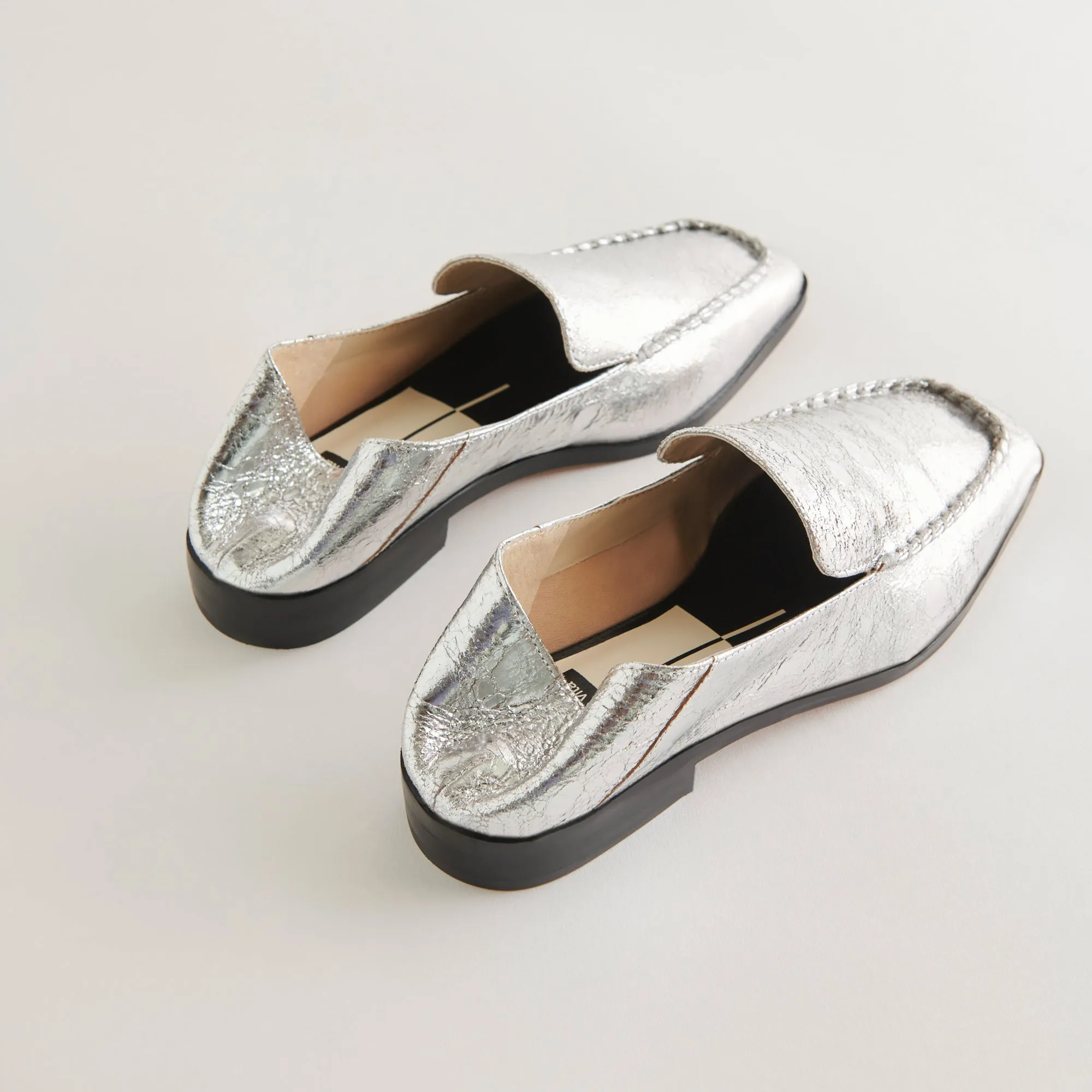 BENY WEITE FLATS SILBER ANTIKE LEDER