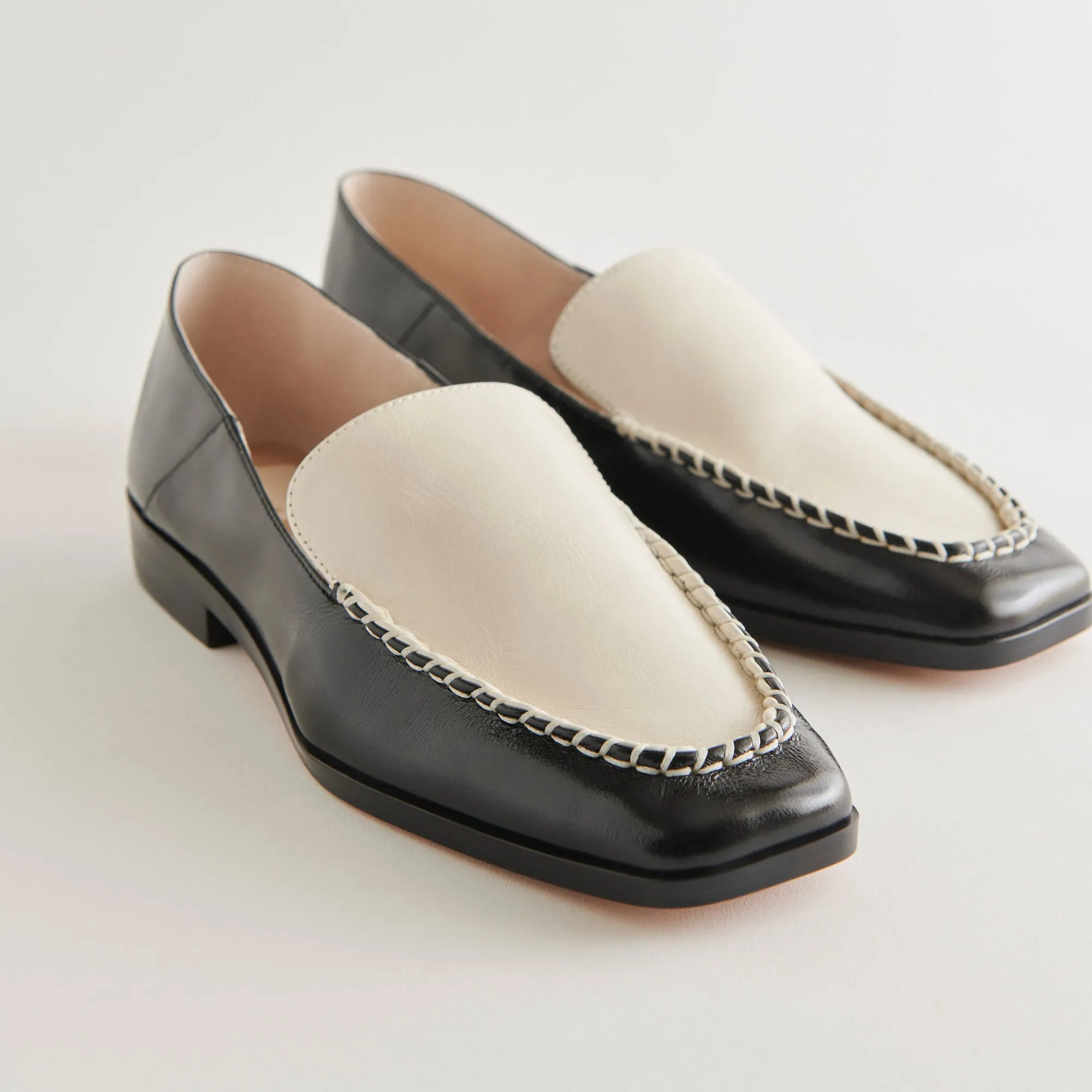 BENY WEITE FLATS WEIß SCHWARZ KRAUS LEDER