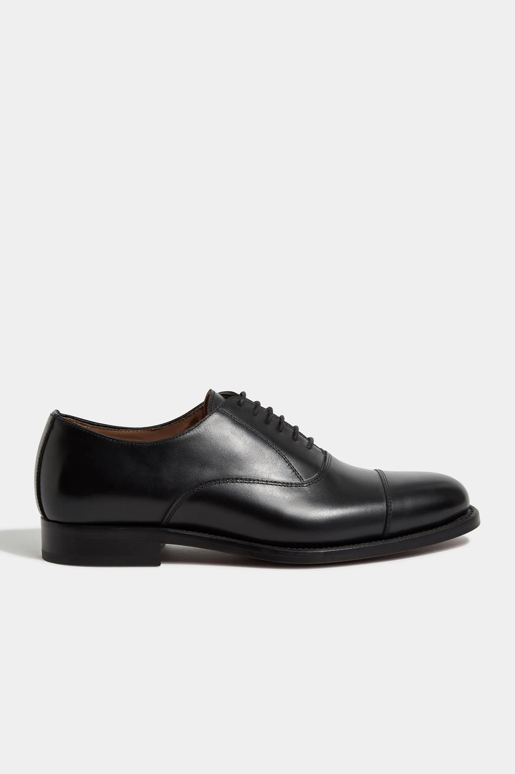 Black Oxfords - Hergestellt in Italien