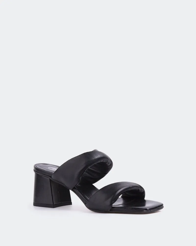 Busto Leder in Schwarz