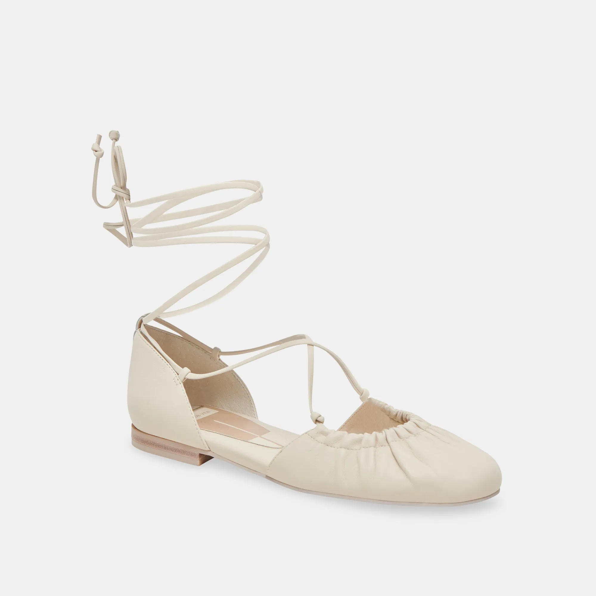 CANCUN BALLETFLATS IN ELFENBEINFARBENEM LEDER