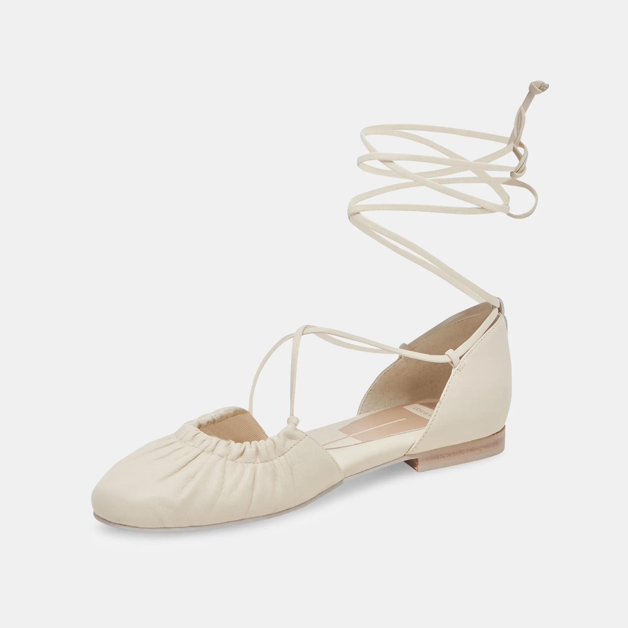 CANCUN BALLETFLATS IN ELFENBEINFARBENEM LEDER