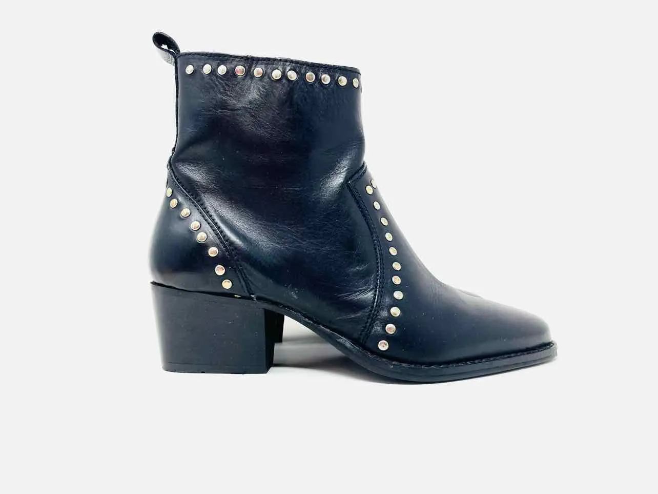 Charles David Größe 5 Schwarze/Silberne Nieten-Lederschuhe Knöchelstiefel