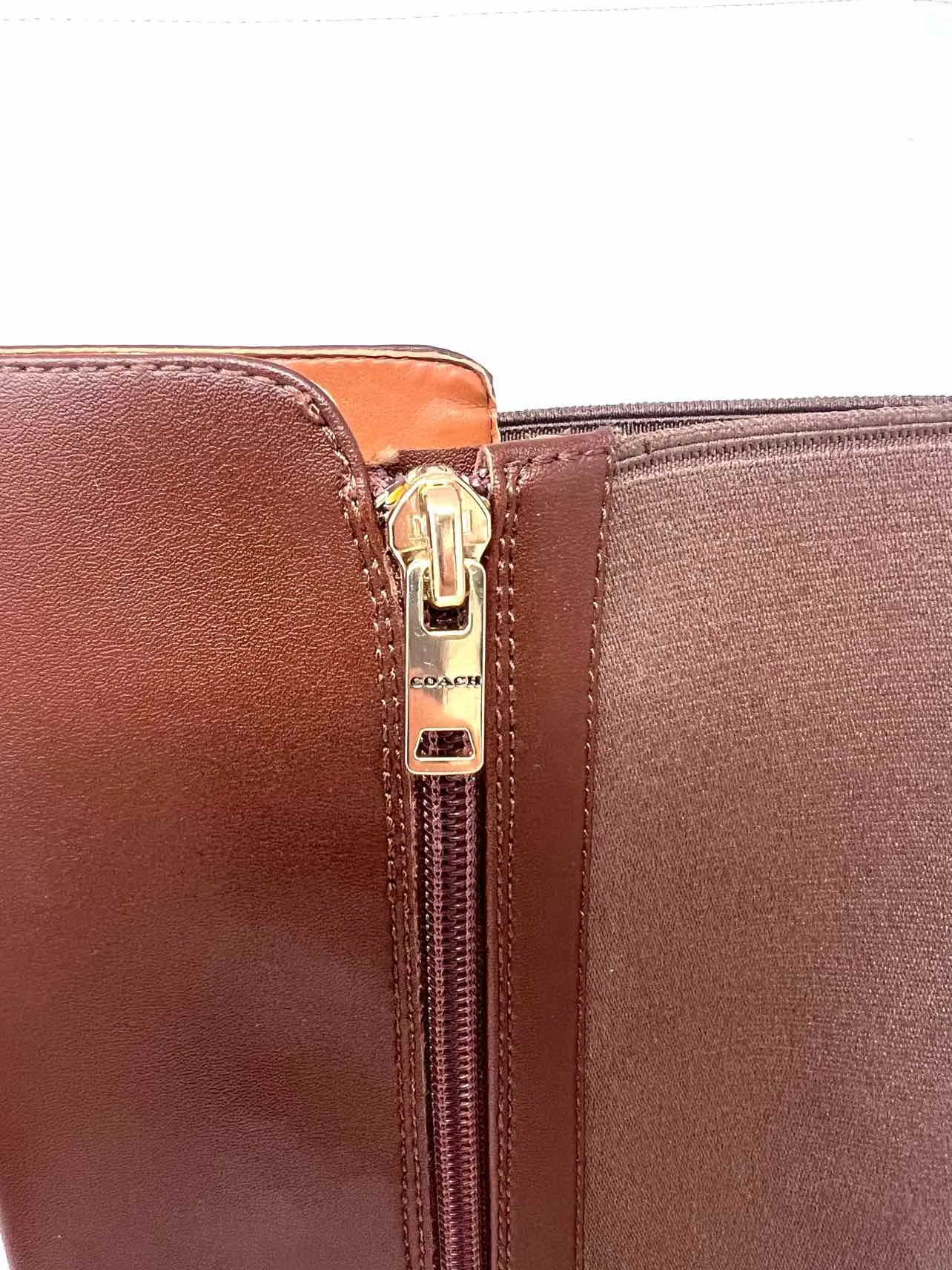 Coach Größe 8 Braune/Goldene Schnalle(n) Lederschuhe Stiefel