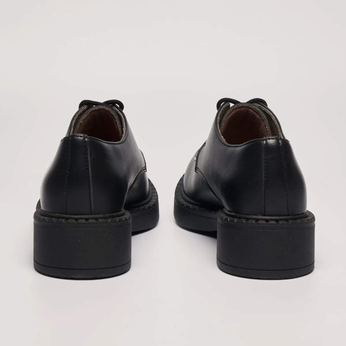 Helen Damen Apfel-Leder Vegane Loafers | Schwarz