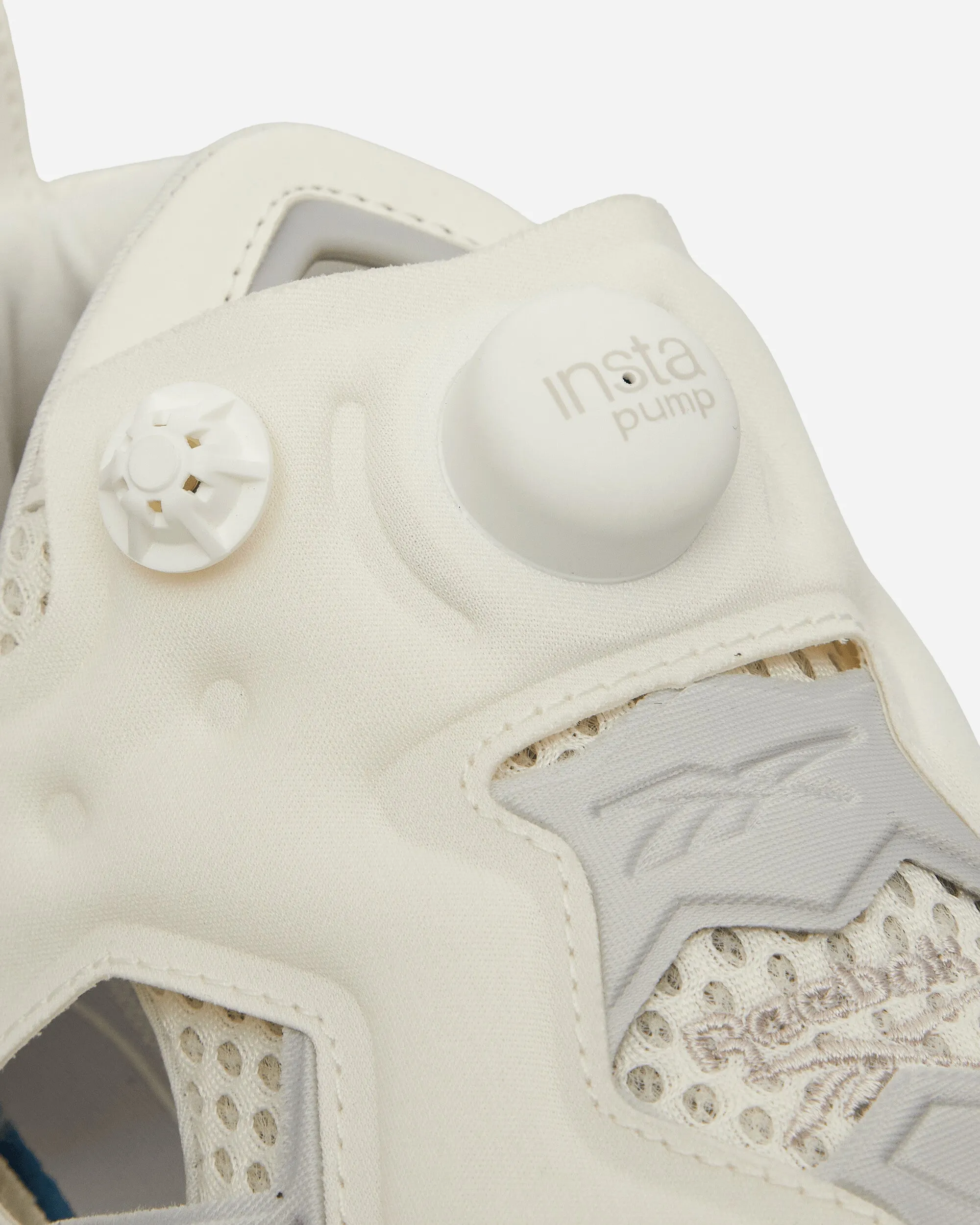 Instapump Fury 95 Sneakers Knochen