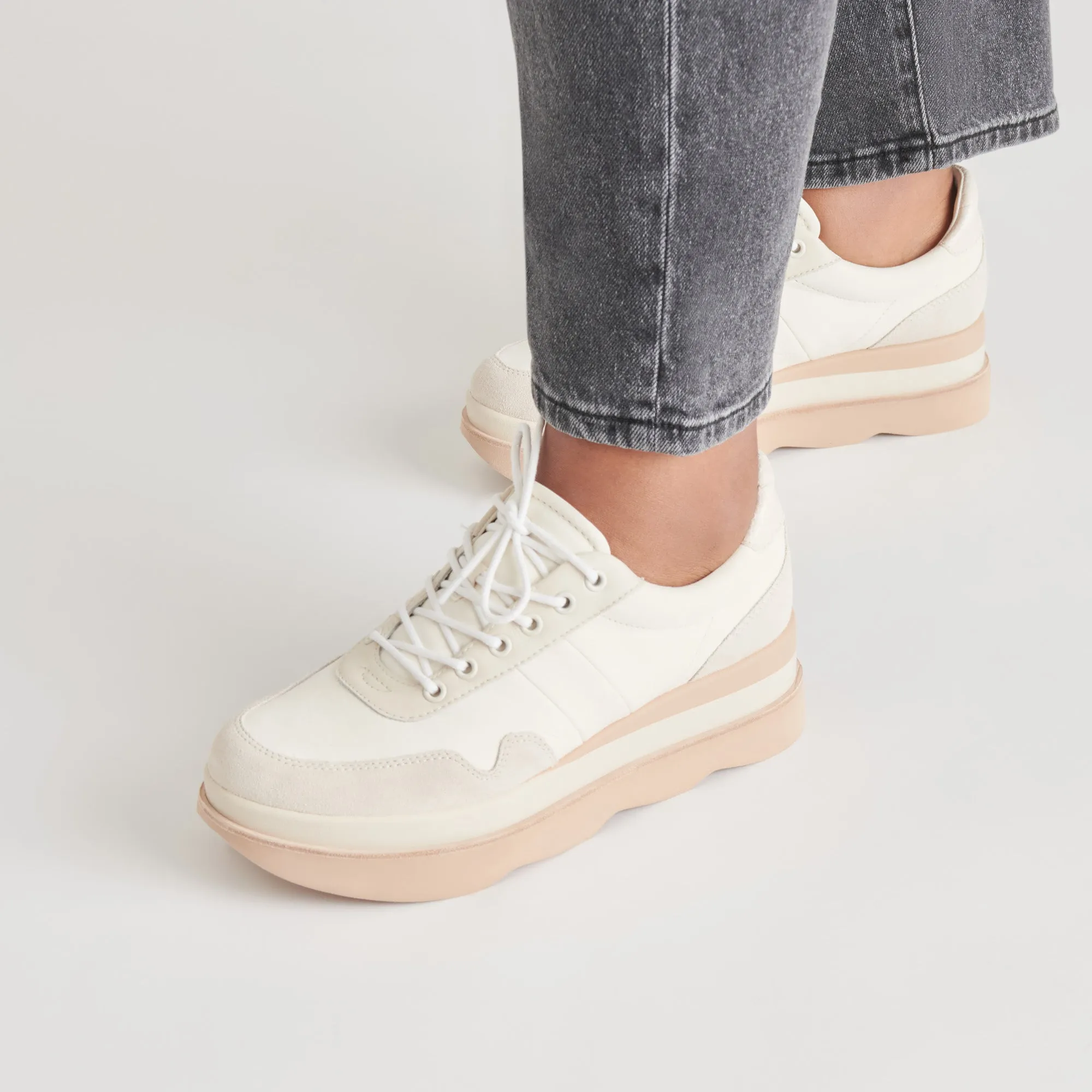 JAYNE SNEAKERS ELFENBEIN NUBUK
