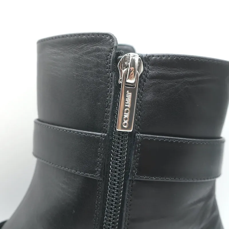 Jimmy Choo Hank Schmuck-Schnalle Flache Knöchelstiefel Schwarz Leder Größe 39 NEU