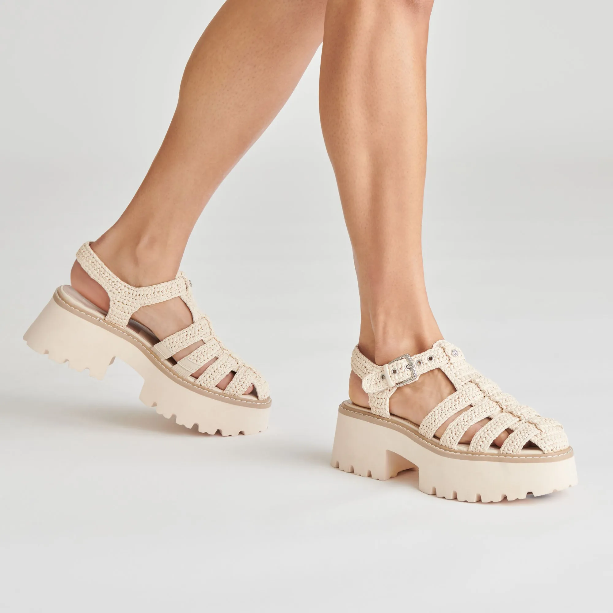 LASLY SANDALEN HAFLER STRIK