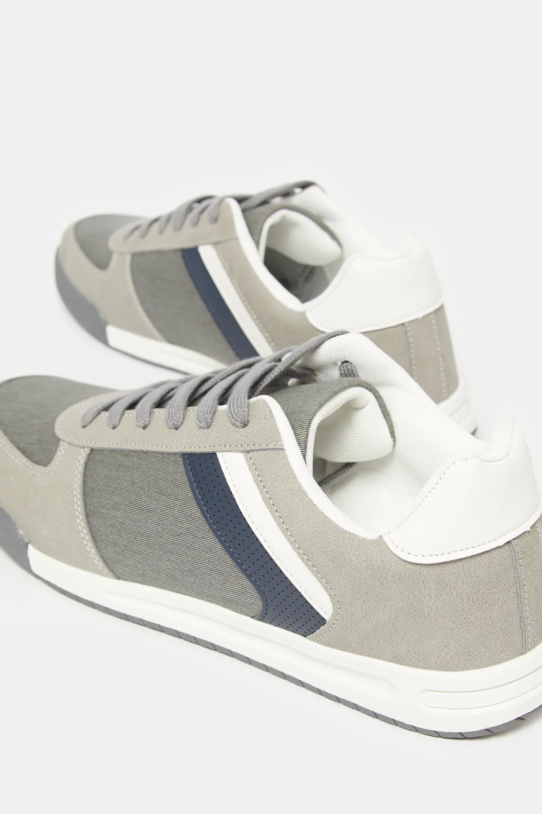 Herren Grau Gestreifter Sneaker