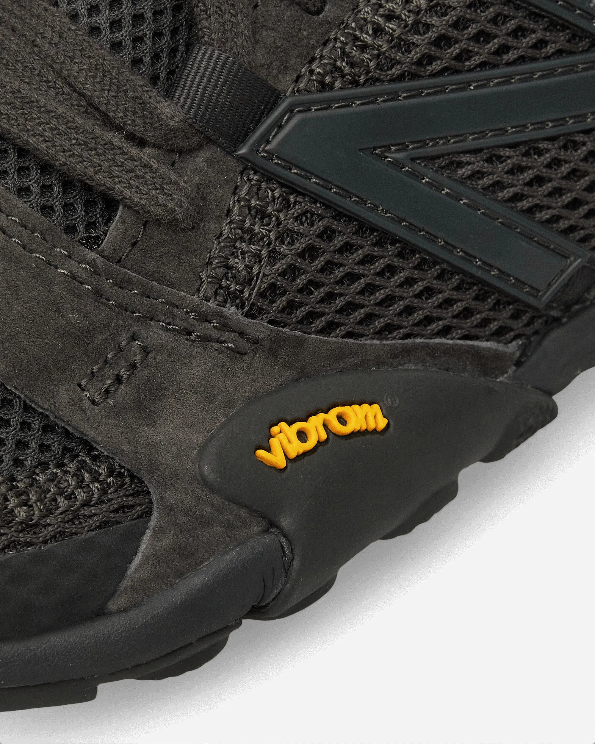 MT10 Sneakers Schwarz / Castlerock
