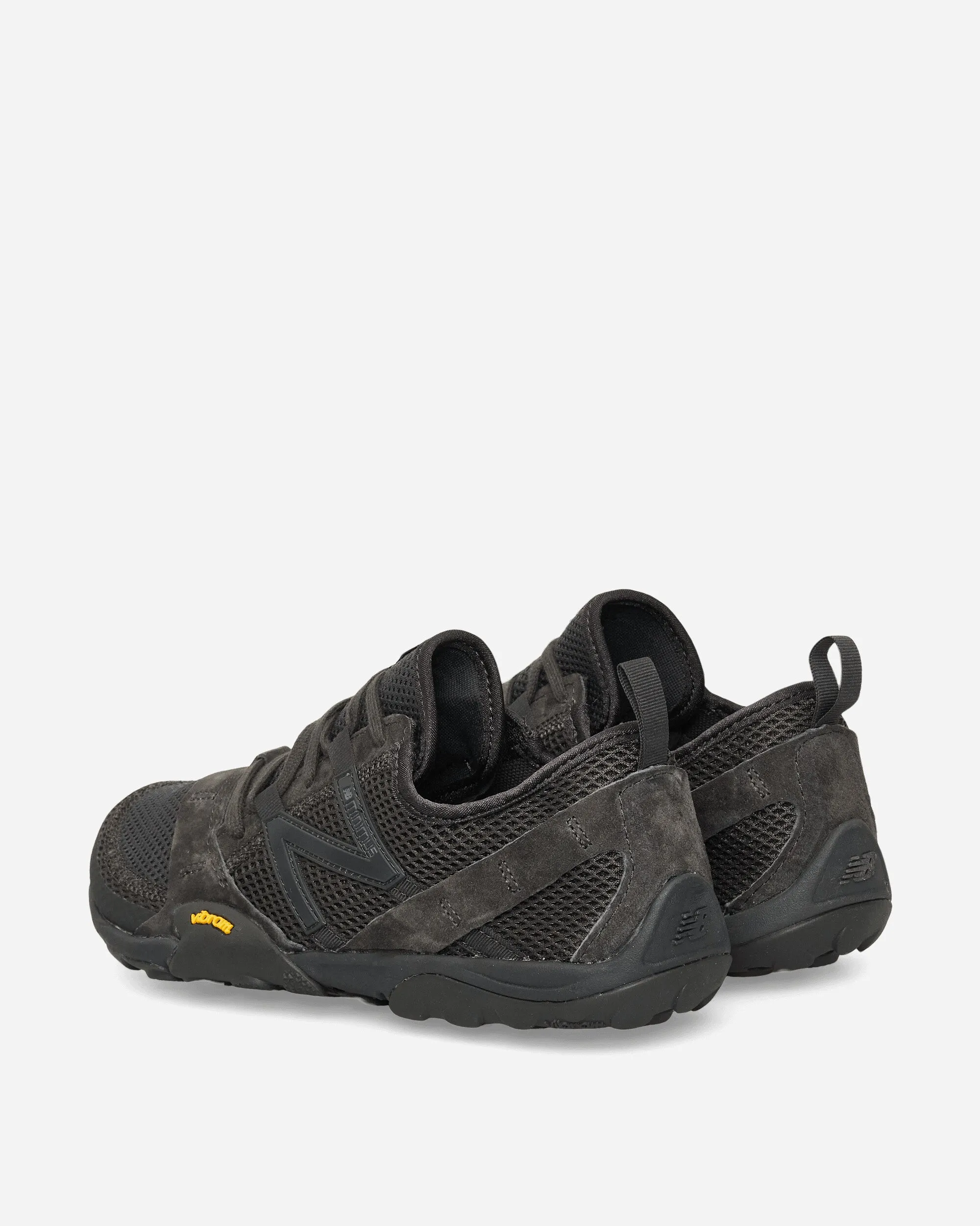 MT10 Sneakers Schwarz / Castlerock