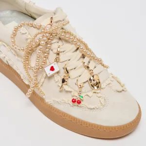 HINWEIS SPITZENSCHUHE ELFENBEIN   GOLD CHARM BUNDLE