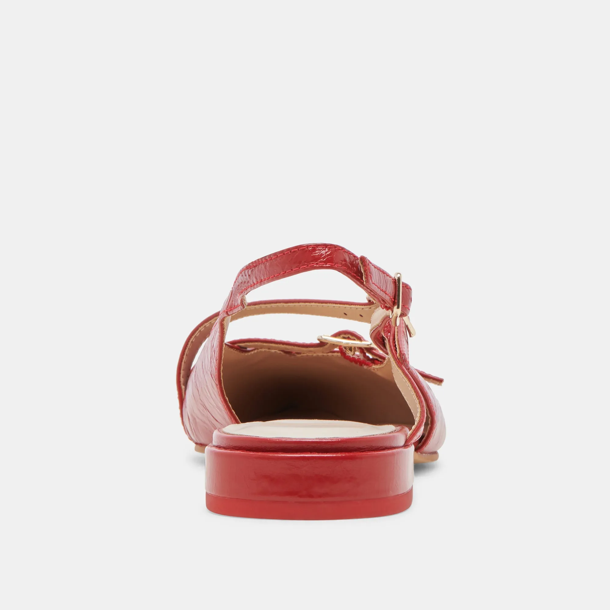 PAMLA WEITE FLACHER SCHUH MIT ROTER KRAUSLEDER-PATENTOPTIK