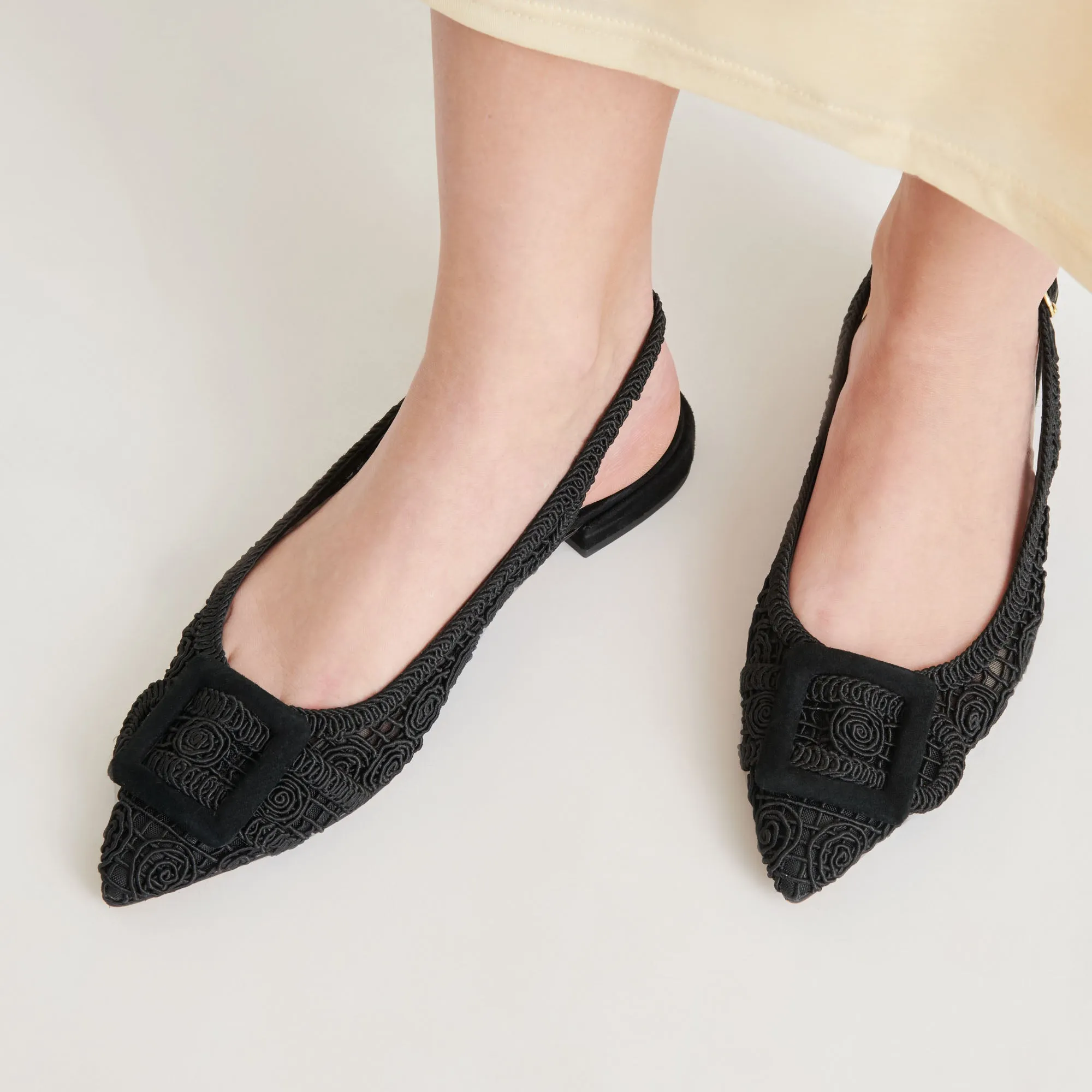 PAULEY FLATS ONYX MAKRAMEE