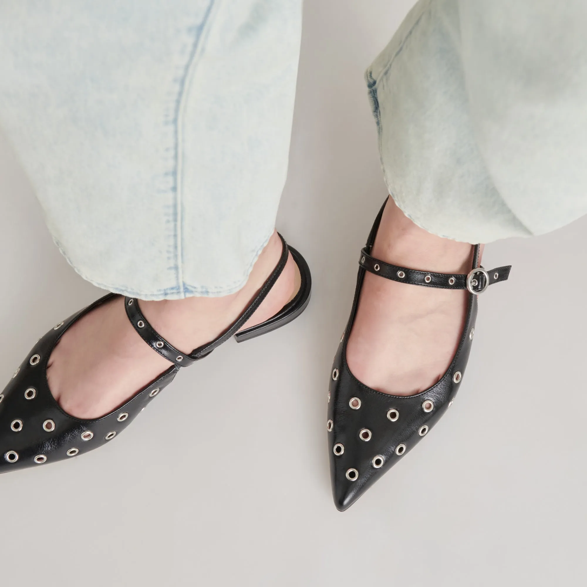 PENNEY STUD FLATS MITTERNACHTS-KNITTERPATENT
