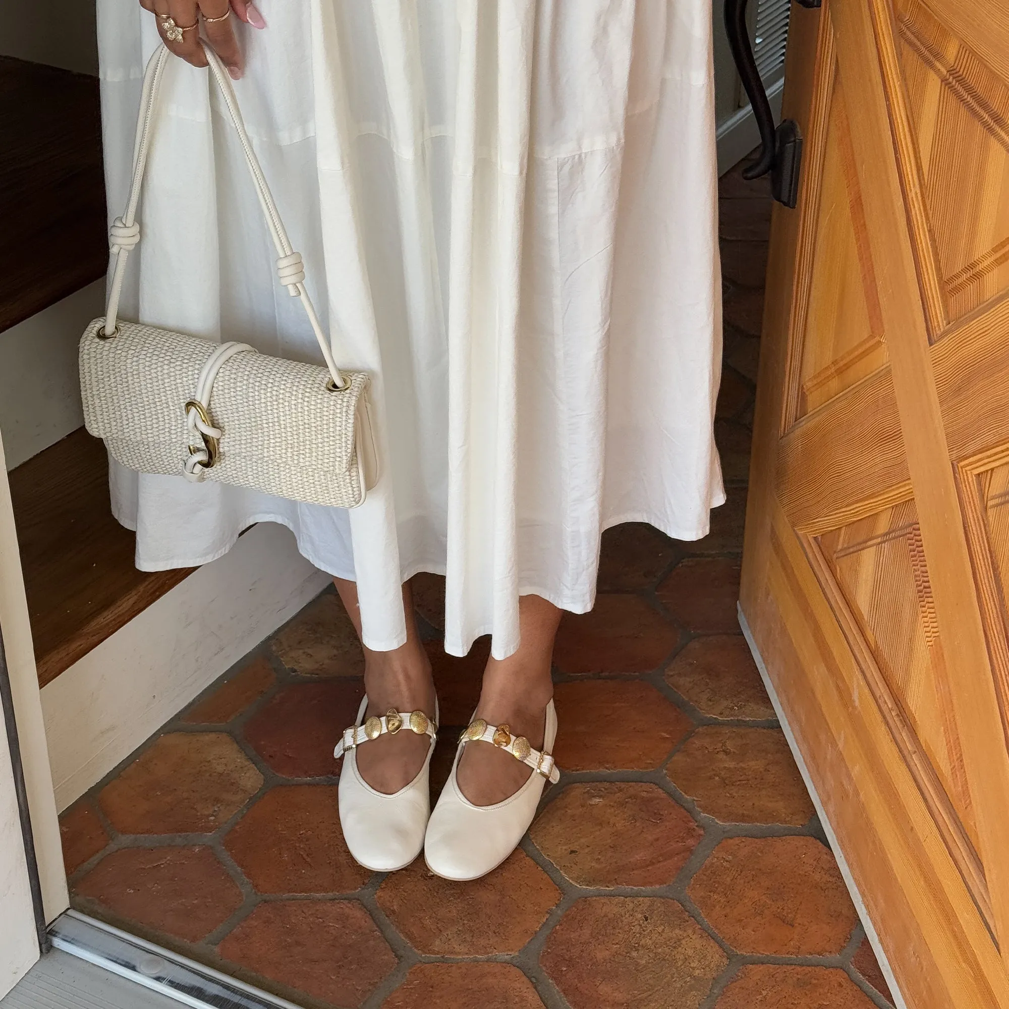 RELAN BALLETTFLATS IN OFF-WHITE LEDER