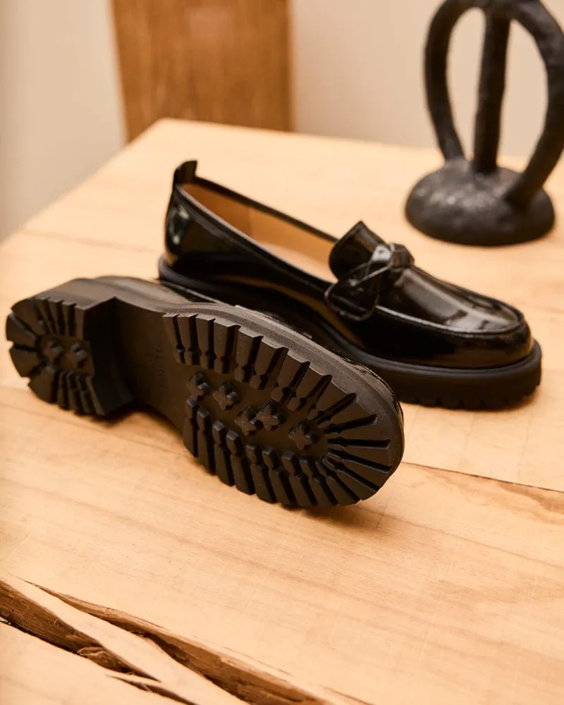 Spell Recycelte Getreide-Patentleder Vegane Loafers | Tiefschwarz