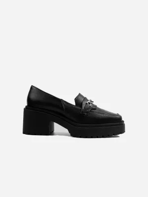 Quadratische Grobe Traubenleder-Veganer Loafers | Schwarz