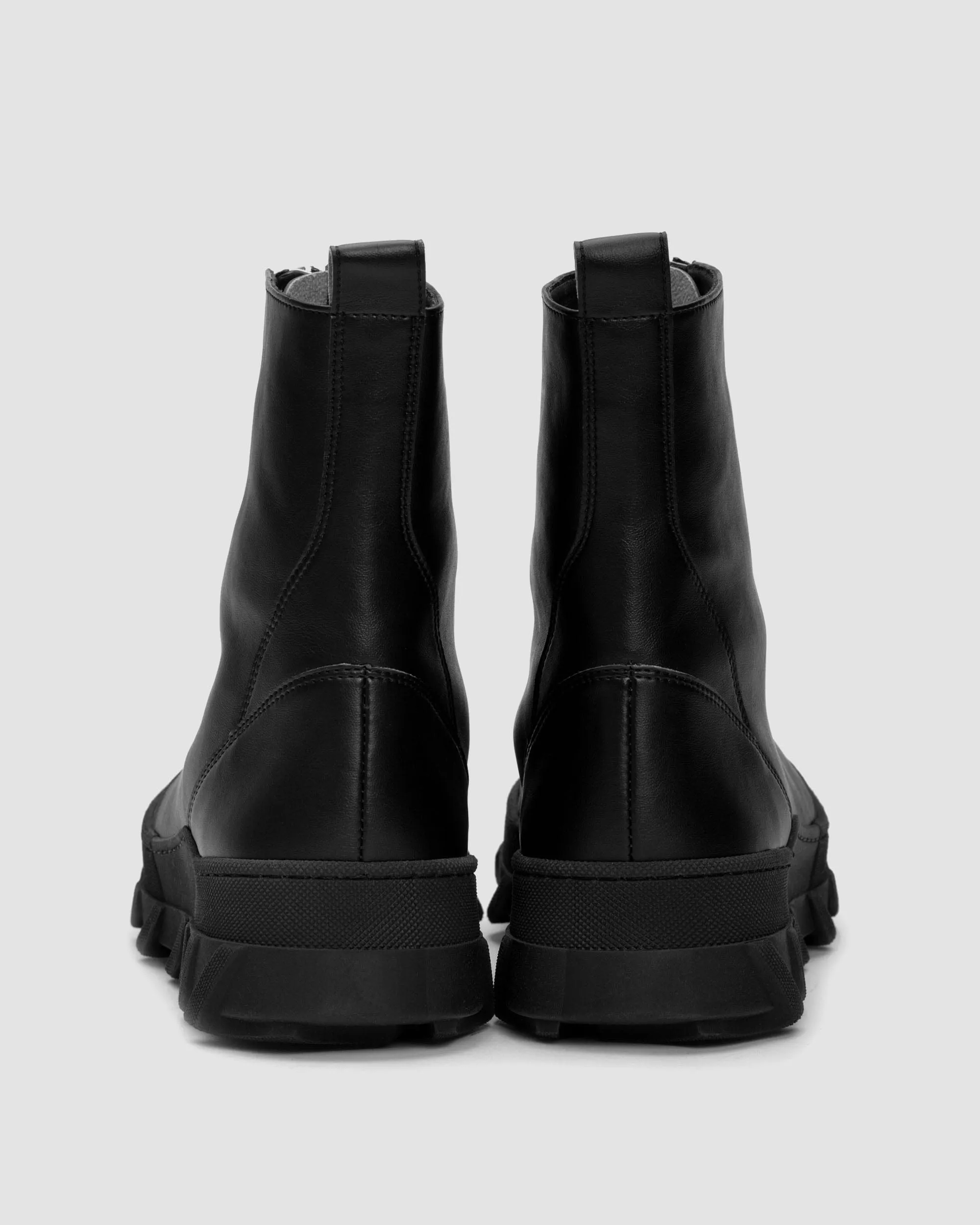 Tiger Damen Stiefel aus veganem Maisleder | Schwarz