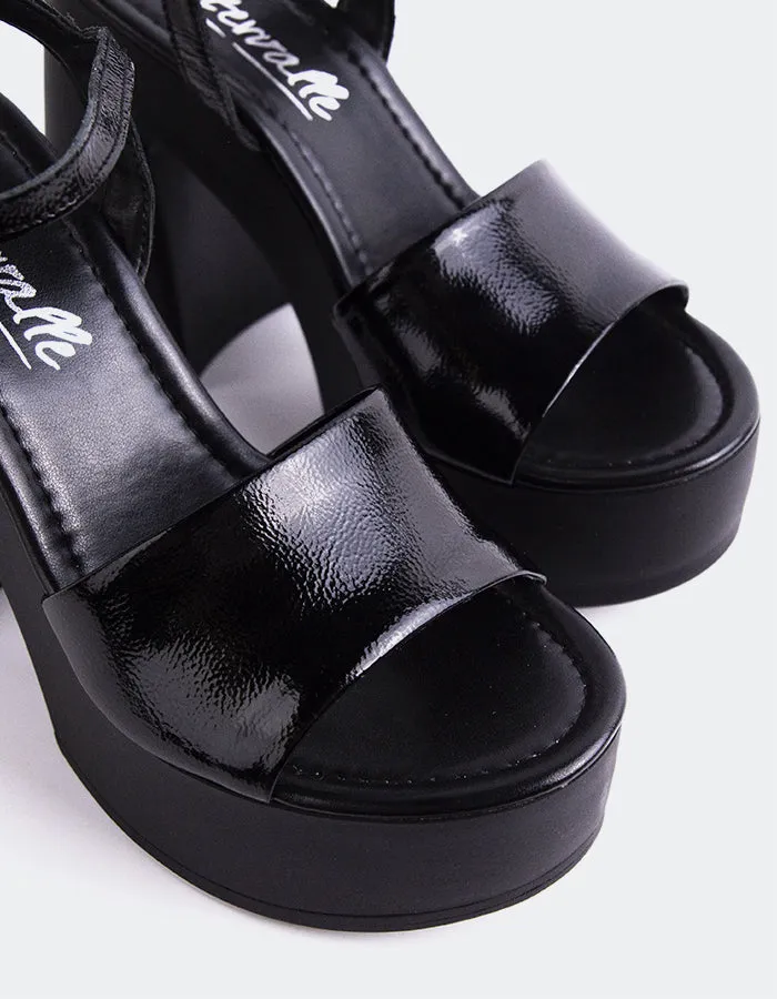 Veria Black Naplack