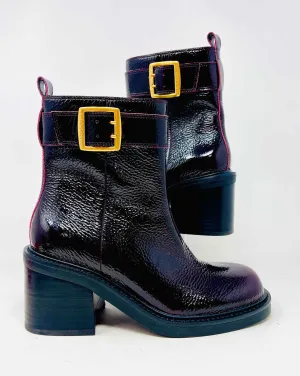 Vince Camuto Größe 8 Oxblood/Gold Schnalle(n) Lackleder Schuhe Stiefel