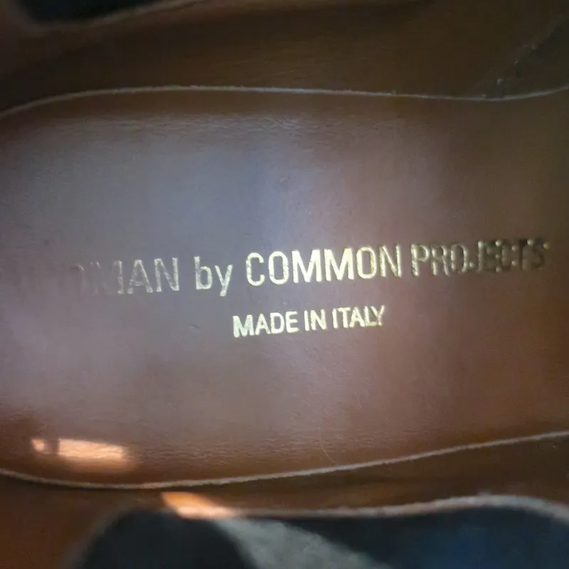 Chelsea-Stiefel von Common Projects in schwarzem Leder, Größe 38, flache Knöchelstiefel für Damen