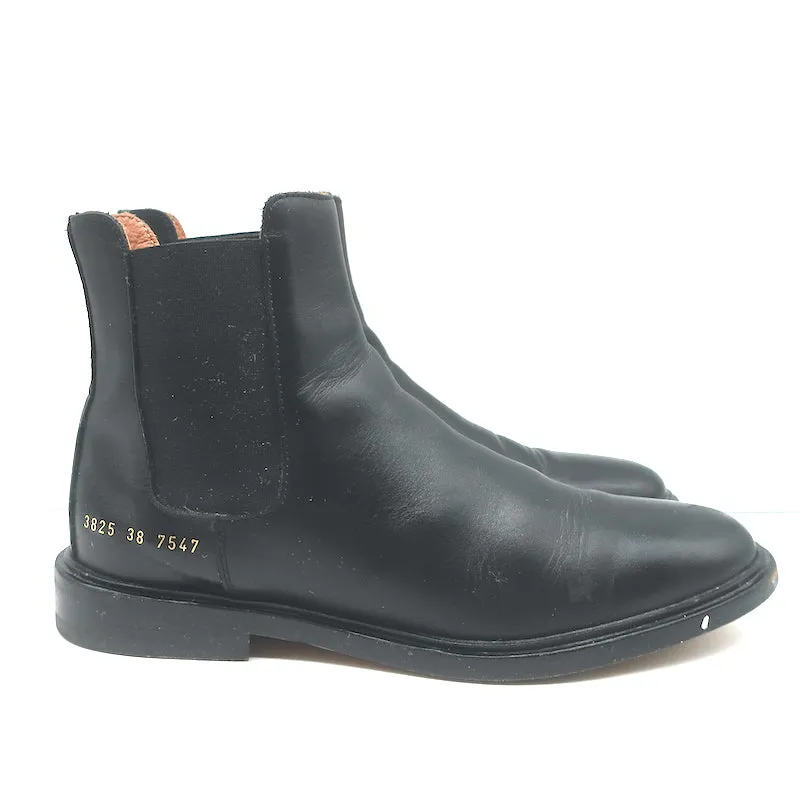 Chelsea-Stiefel von Common Projects in schwarzem Leder, Größe 38, flache Knöchelstiefel für Damen