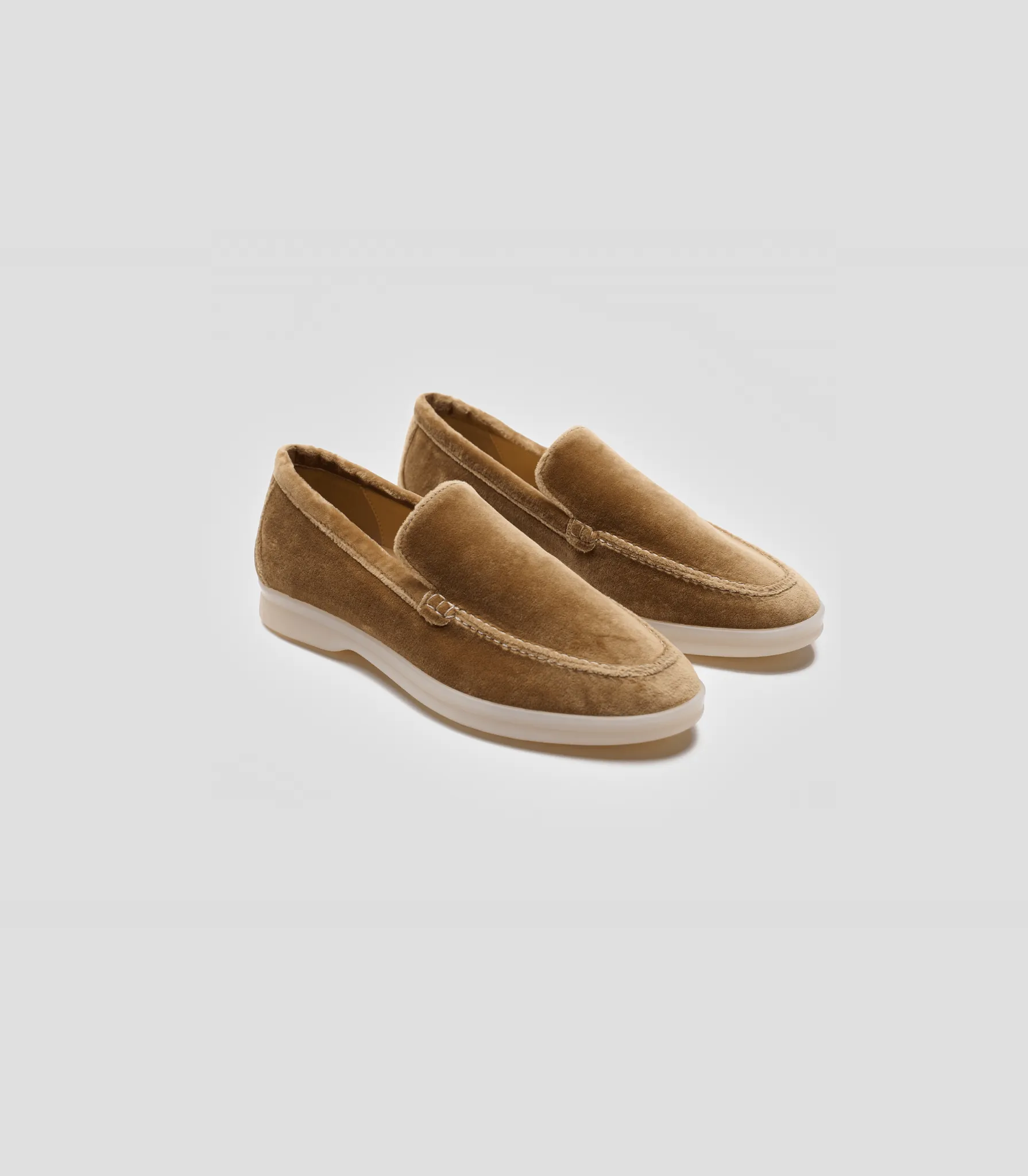Damen Velvet Vegan Loafers | Taupe