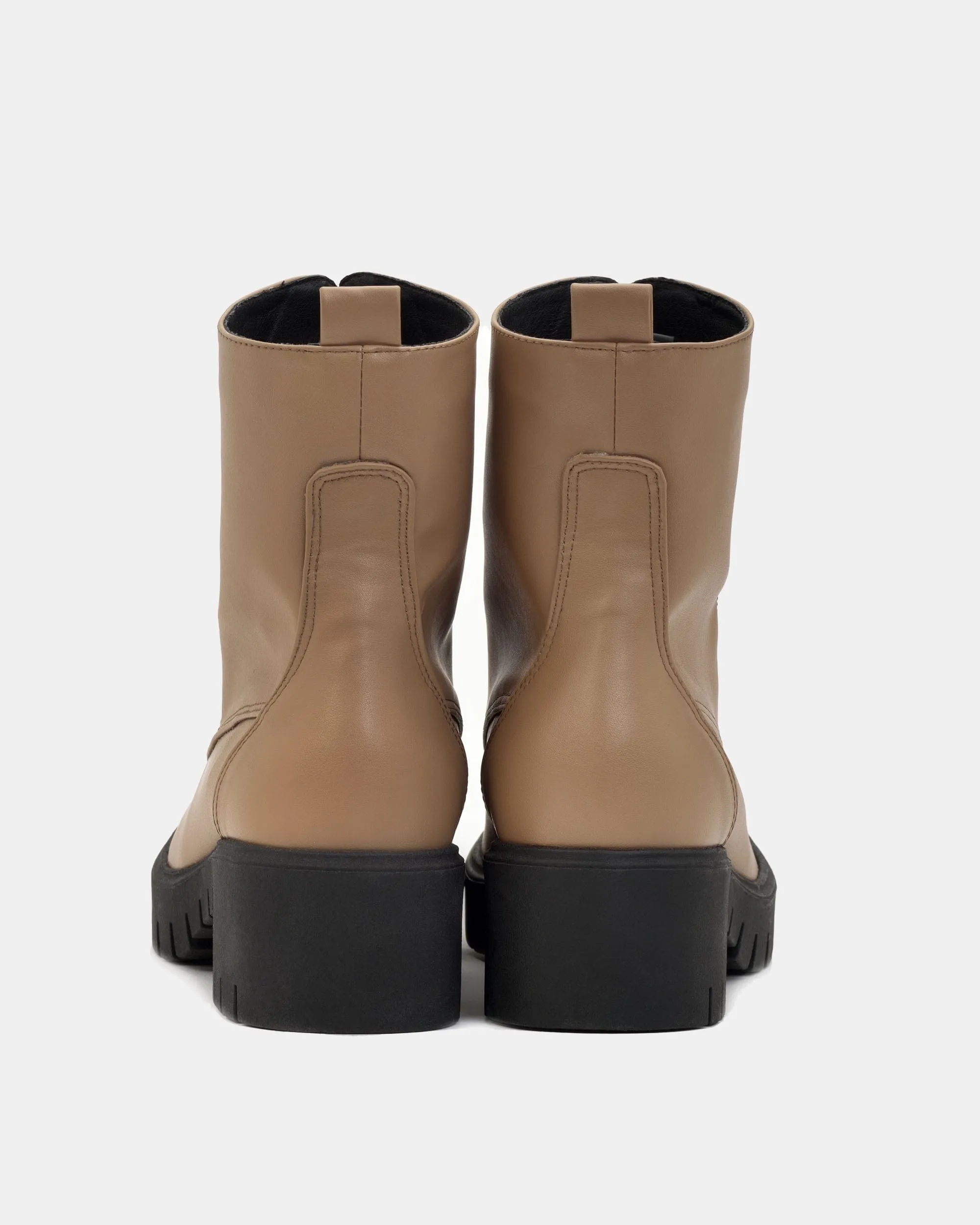 Frauen Workers Nr. 3 Vegea® Traubenleder Stiefel | Karamell